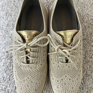 Cole Haan Women's Beige and Gold Loafers